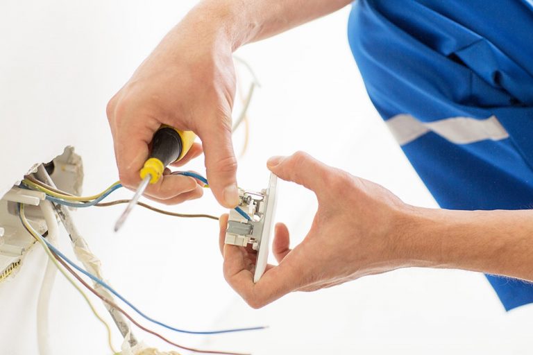 Why You Shouldn’t DIY When It Comes to Electrical Job
