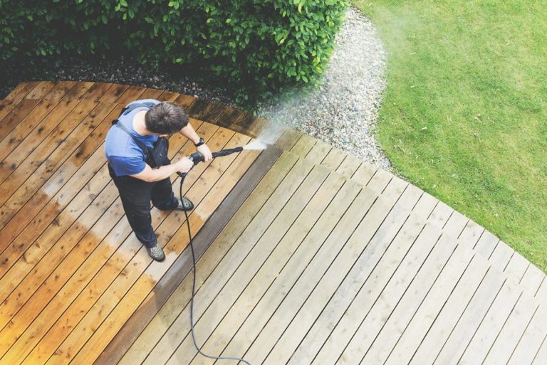 Different Things to Pay Attention to When Hiring Professionals for Power Washing Your House