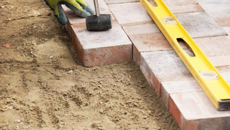 Five Things to Consider Before Hiring pavers Utah Contractor