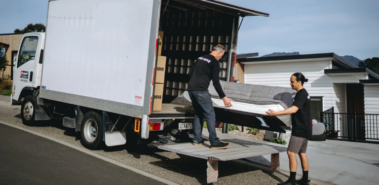 Common Mistakes to Avoid When Hiring House Movers in Auckland