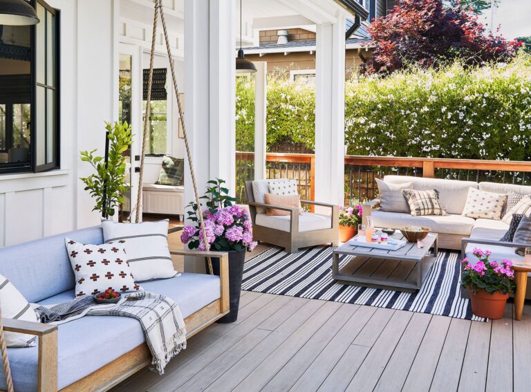 Transform Your Outdoor Space with a Custom Veranda